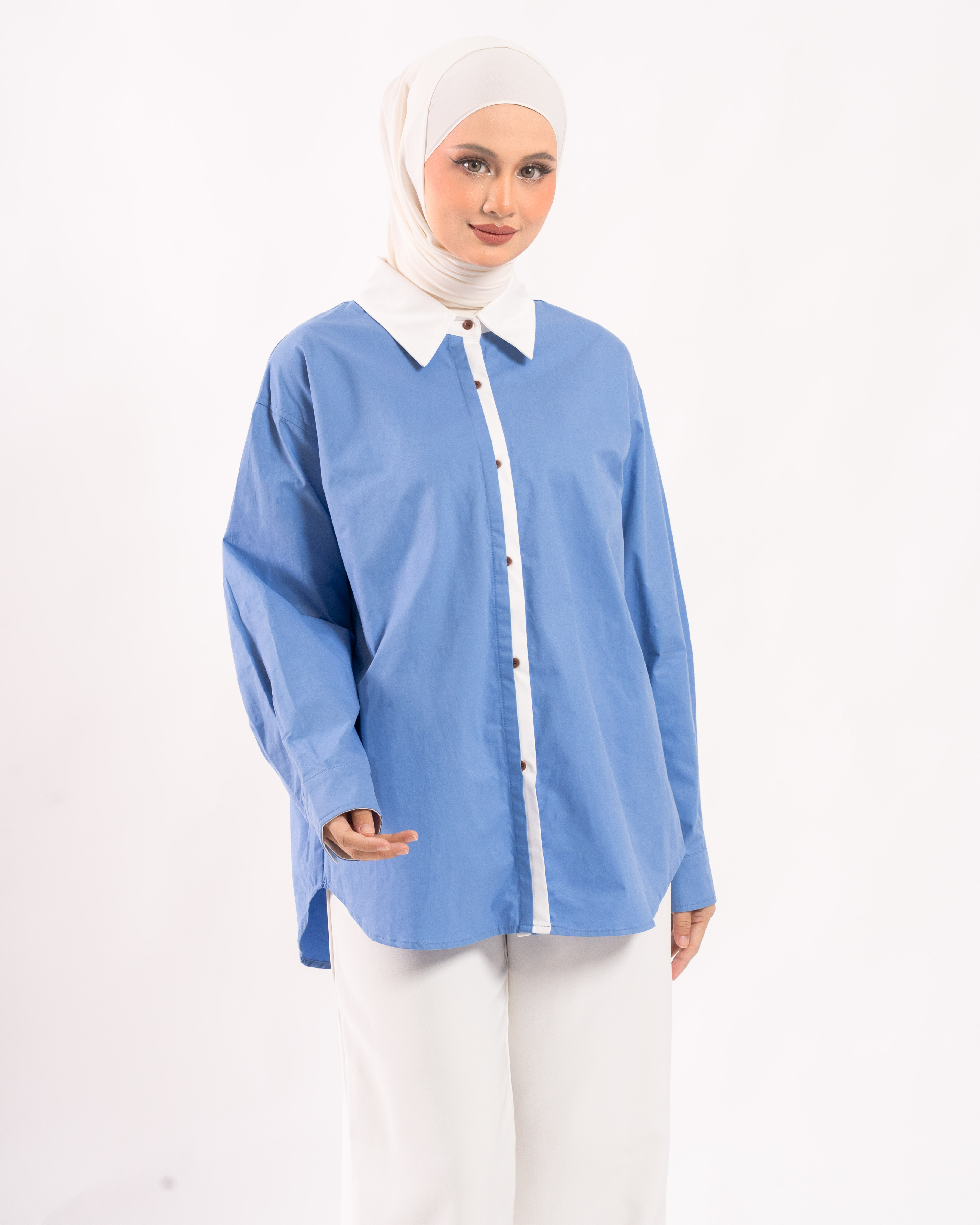 AMARA TOP IN BLUE
