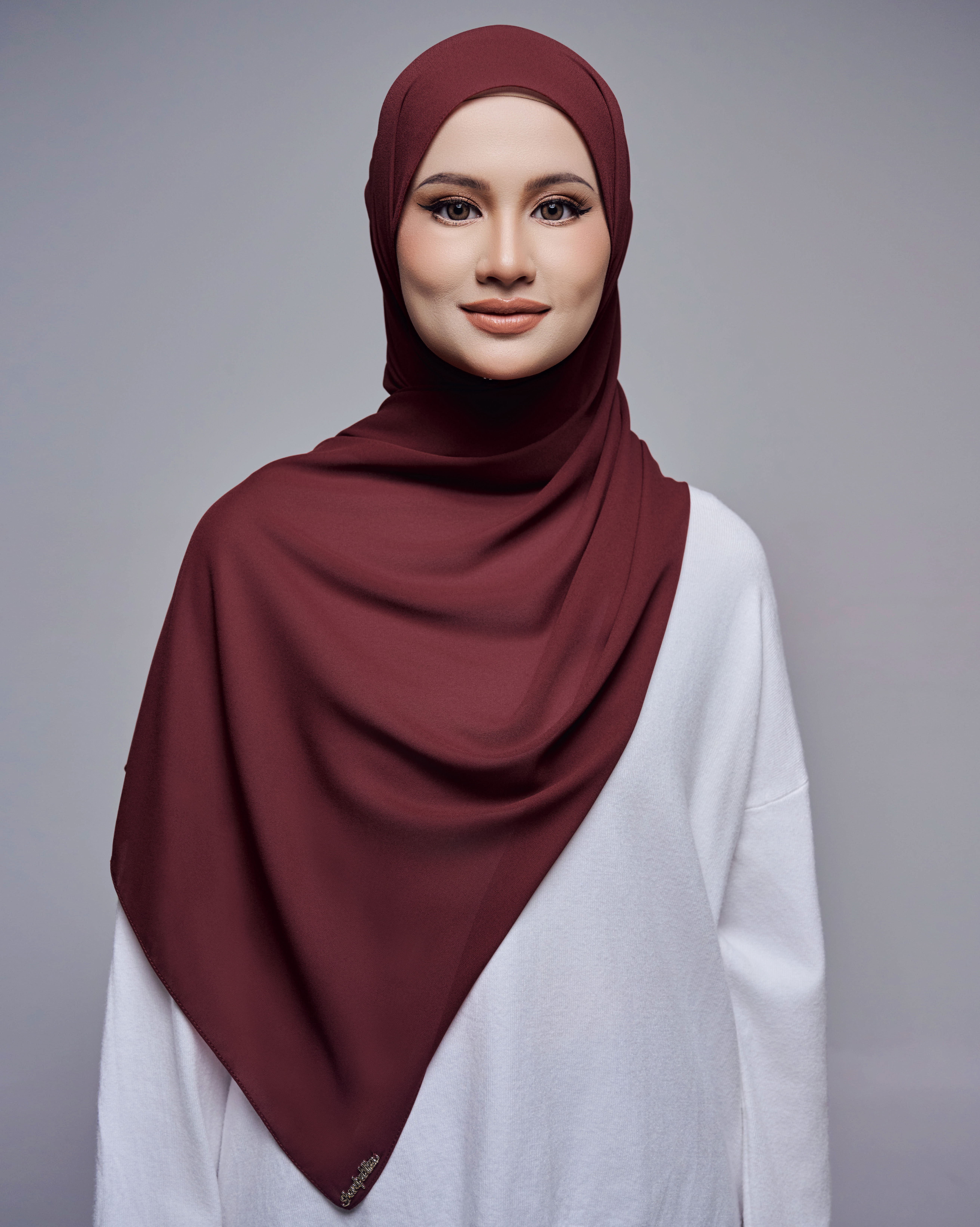 MALIQA SHAWL 2.0 IN MAROON