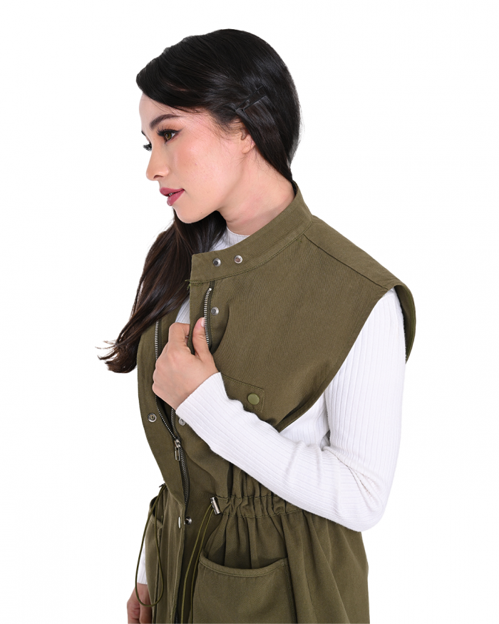 RYLIE VEST JACKET IN ARMY GREEN