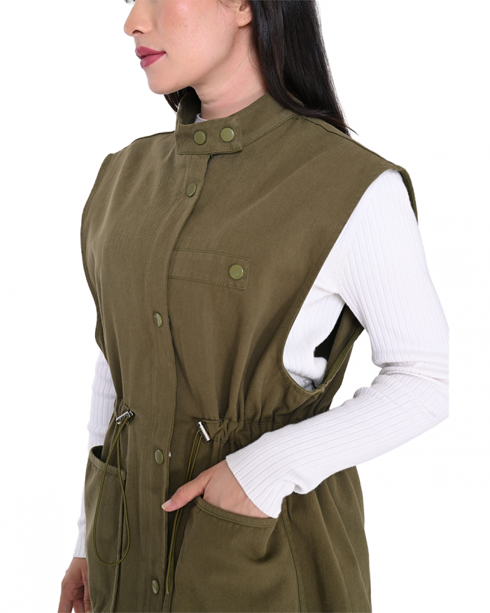 RYLIE VEST JACKET IN ARMY GREEN