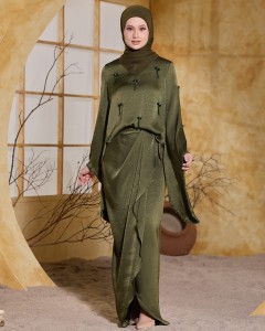 VERA IN OLIVE GREEN