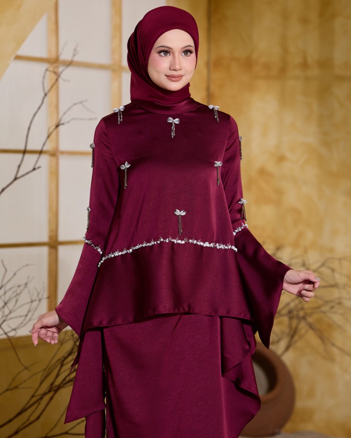 ALAIA IN BURGUNDY