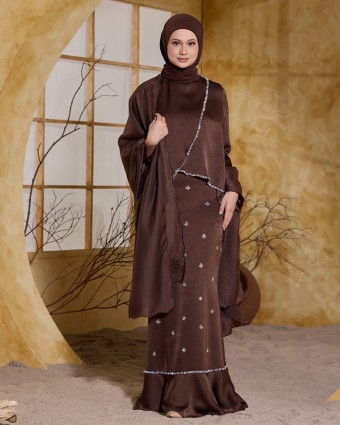 LIONORA IN RICH BROWN