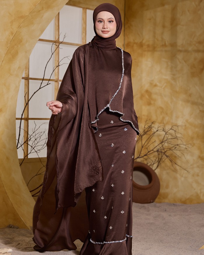 LIONORA IN RICH BROWN