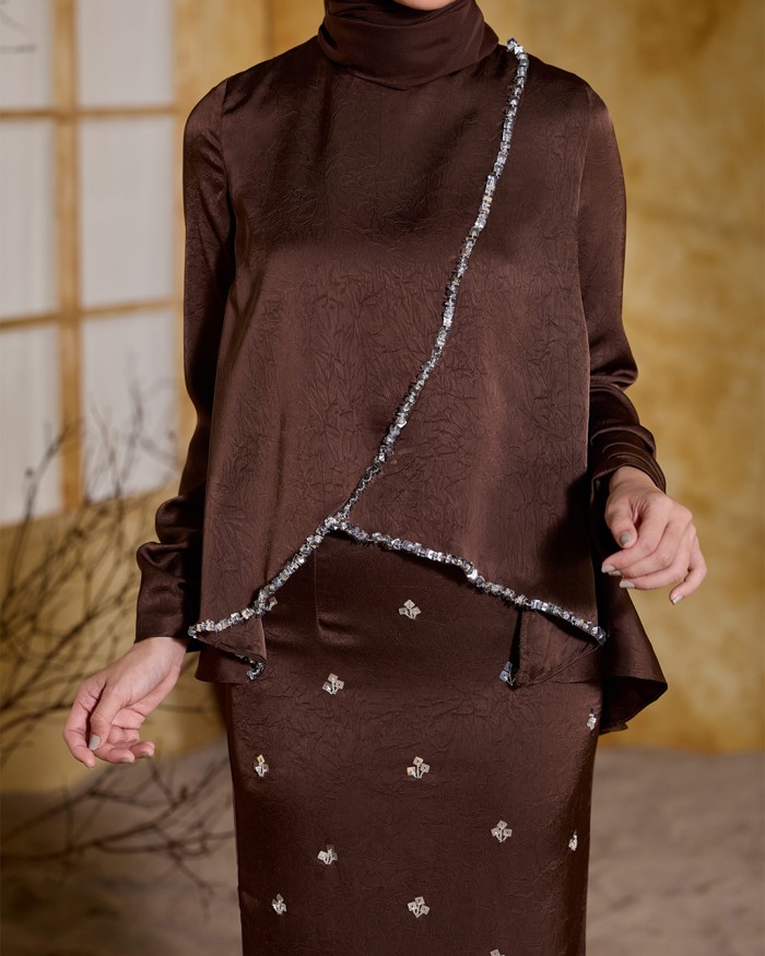 LIONORA IN RICH BROWN