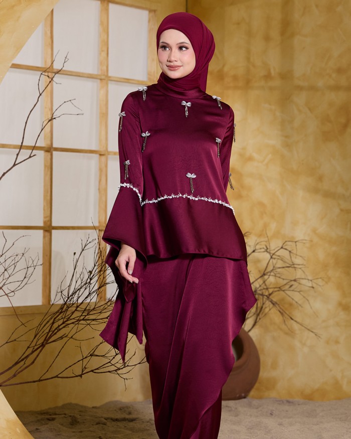ALAIA IN BURGUNDY