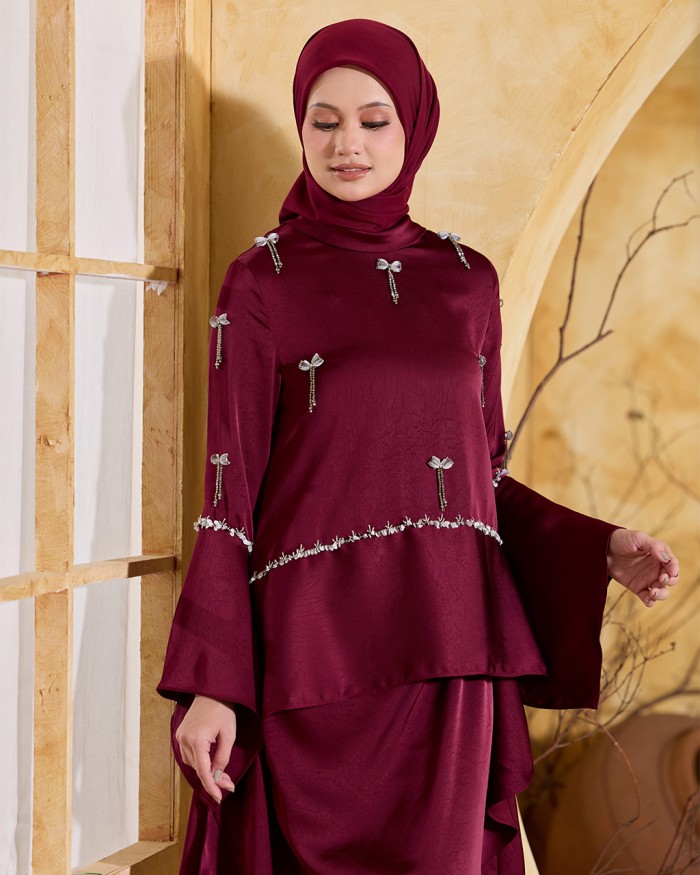 ALAIA IN BURGUNDY