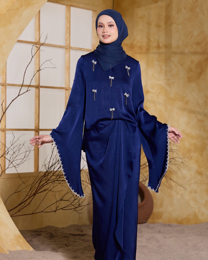 VERA IN DARK BLUE
