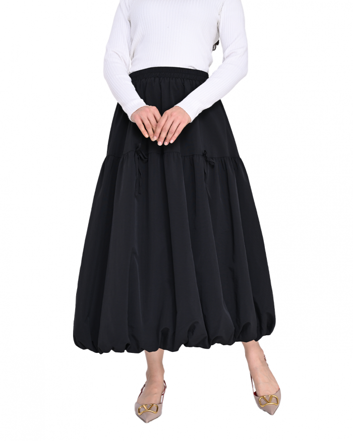 NYLA BOW SKIRT IN BLACK