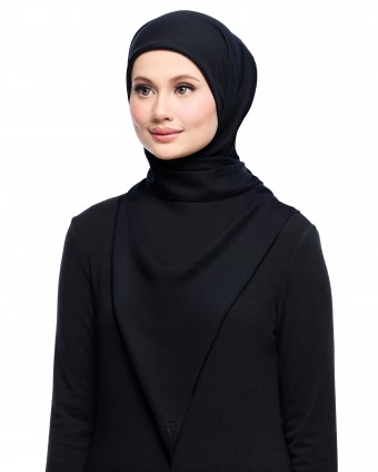 YOUR EVERYDAY SCARF IN BLACK