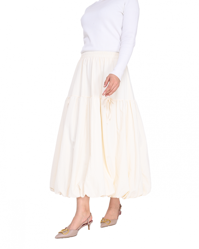 NYLA BOW SKIRT IN CREAM