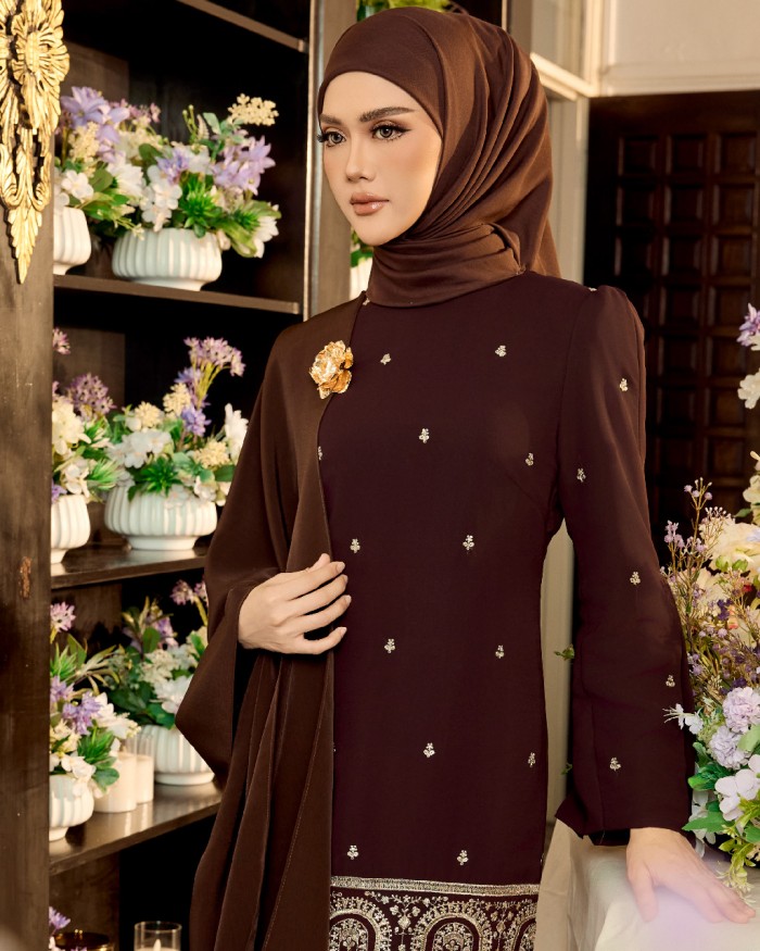 EYANA IN DARK BROWN