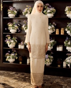 EYANA IN CREAM