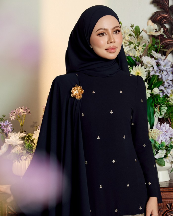 EYANA IN DARK BLUE