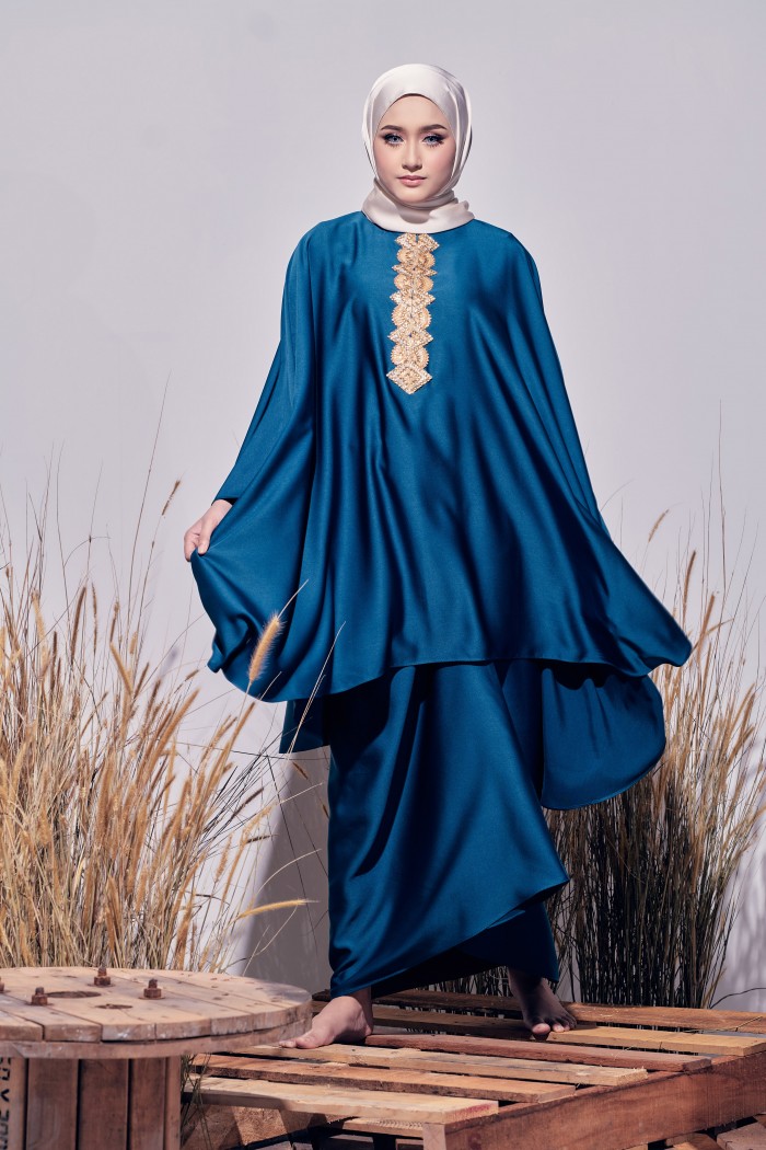 HENNA CAFTAN IN TEALBLUE