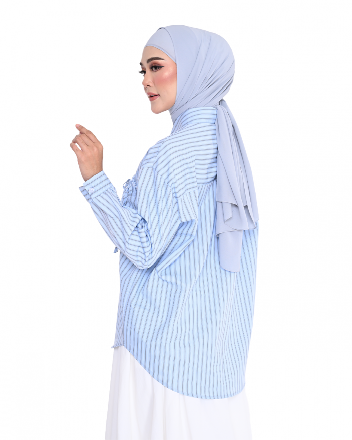 EZRA TOP IN  LIGHT BLUE