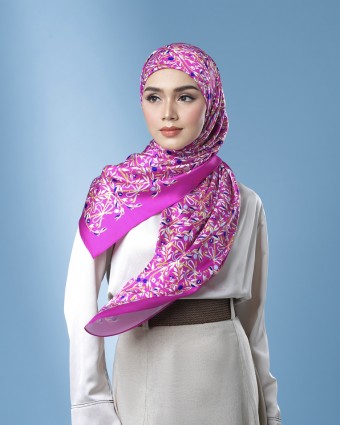 DEFECT YASMINE IN FUSCHIA PURPLE